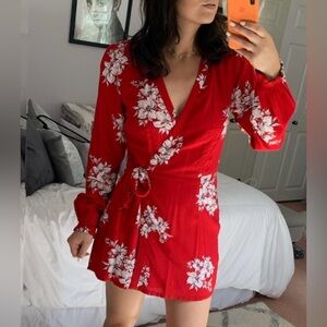 BrandNew Abercrombie and fitch Floral Red Wrap Dress